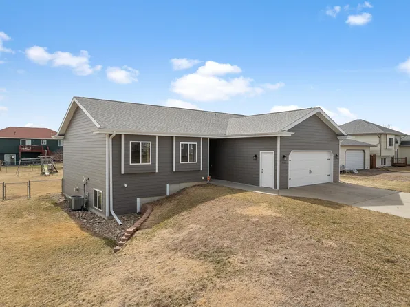 14795 Highlight Dr, Rapid City, SD 57703