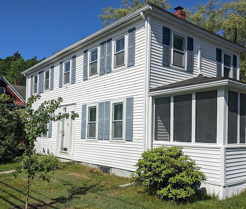 1st image of 62 Oak St