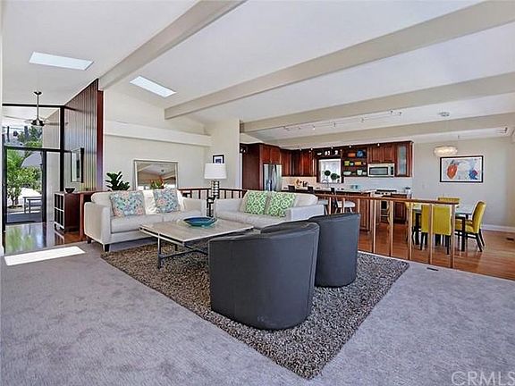 2nd image of 4117 Paseo De Las Tortugas
