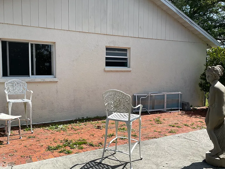 Side yard