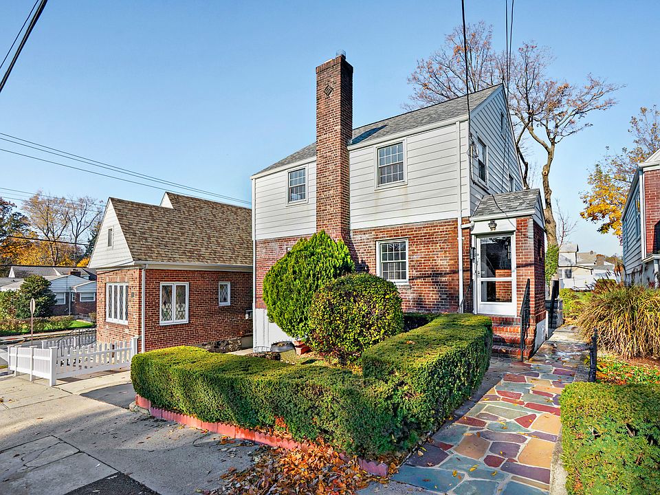 1st image of 35 McCollum Pl