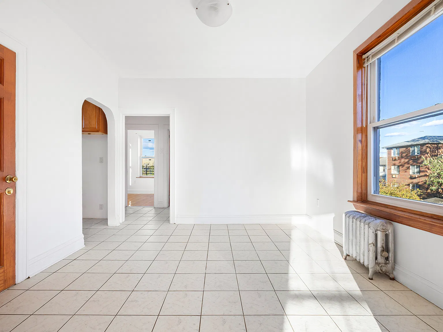 1549 East 95th Street — Photo 2