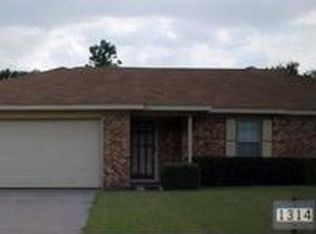 1314 Sycamore Dr, Burkburnett, TX 76354