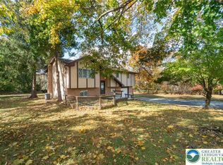 1226 Stones Crossing Rd, Easton, PA 18045