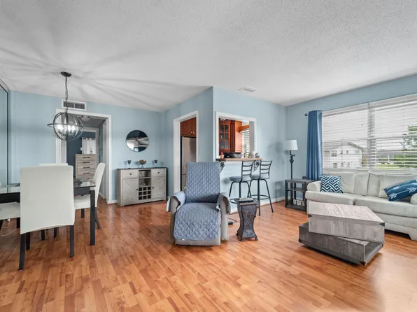 156 Berkshire #G, West Palm Beach, FL 33417