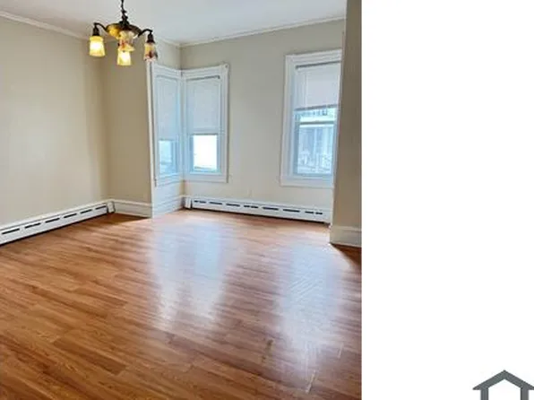 150 Hunter St #1, Fall River, MA 02721