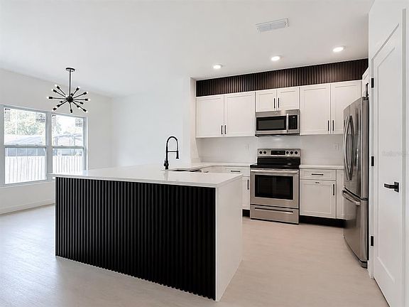 3rd image of 6446 FALL STREET