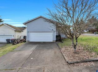 790 SW Pioneer Ct, Willamina, OR