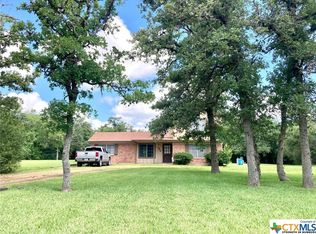 562 Forest View Dr, Victoria, TX 77905
