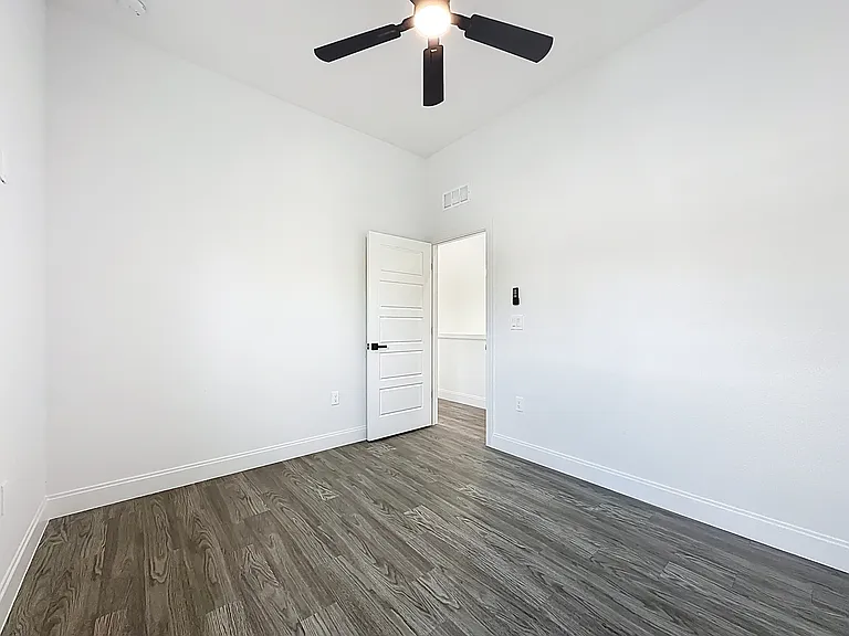 8912 Hogan Rd — Photo 7