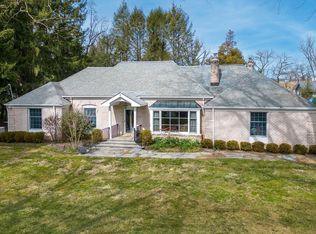 9 Forrest Blend Dr, Titusville, NJ 08560