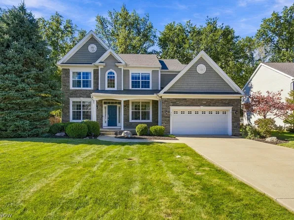362 Belmar Blvd, Avon Lake, OH 44012