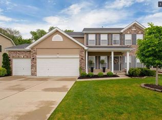 504 Willow Valley Dr, O'Fallon, MO 63366