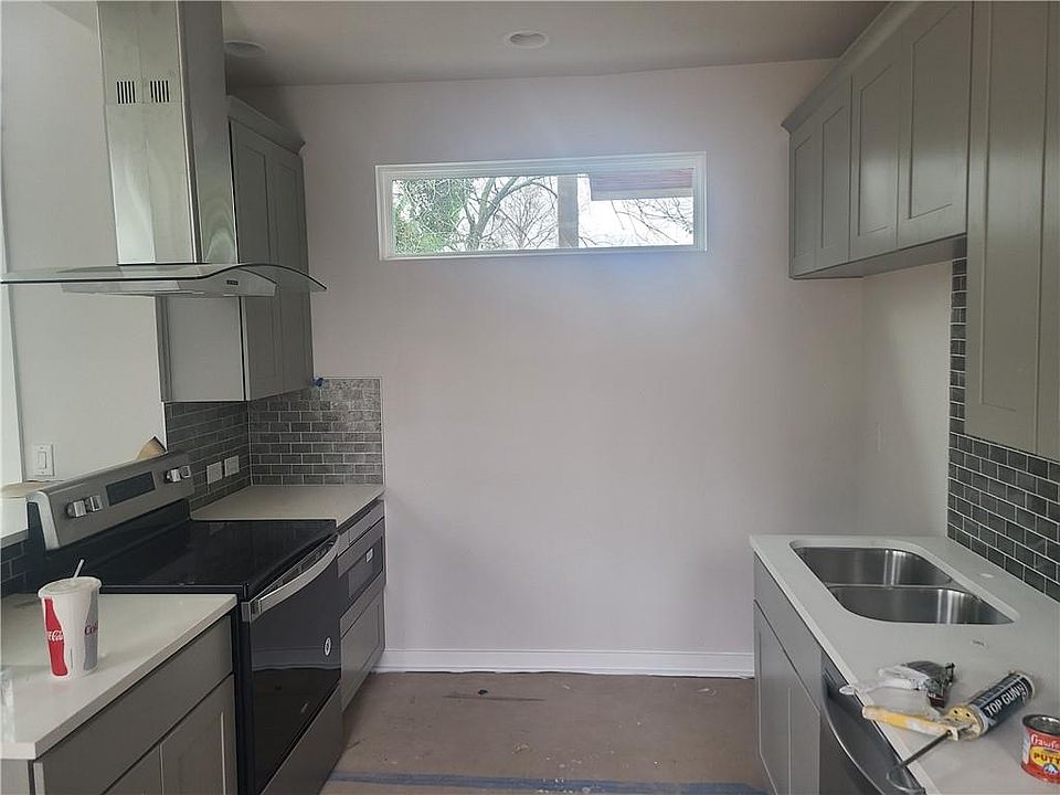 2nd image of 1313 Madison Ave #2