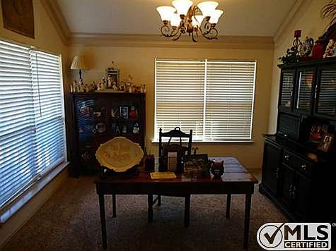 4th image of 5105 Stonecrest Dr