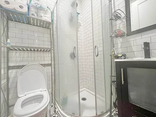 Rented by Doorway NYC, LLC | media 32