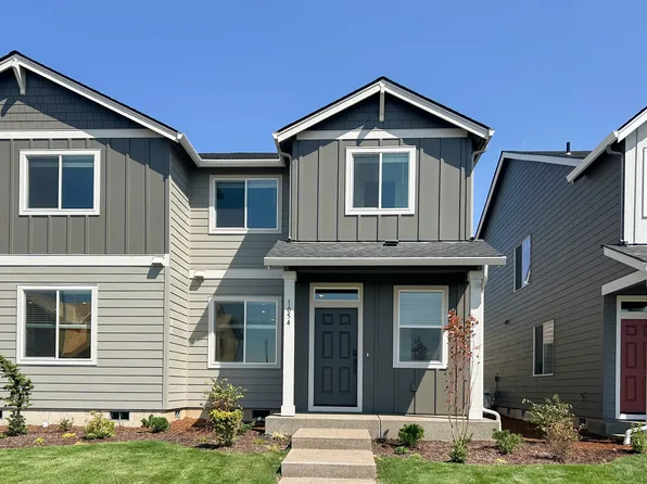1054 Drake Ln, Woodburn, OR 97071