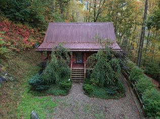 64 Middle Rdg, Waynesville, NC 28785