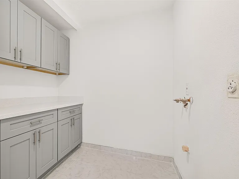 8306 Wayward Rd — Photo 17