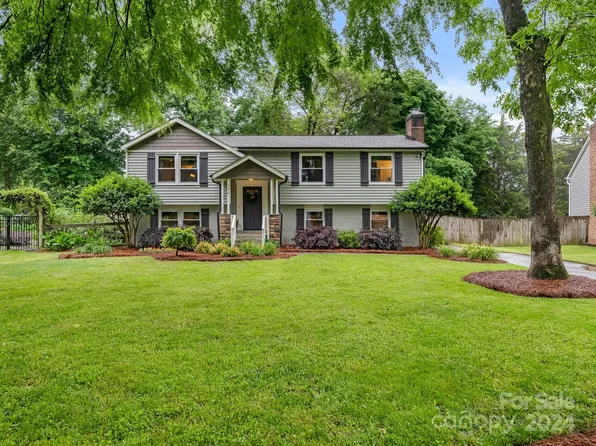 7417 Berea Ct, Charlotte, NC 28226