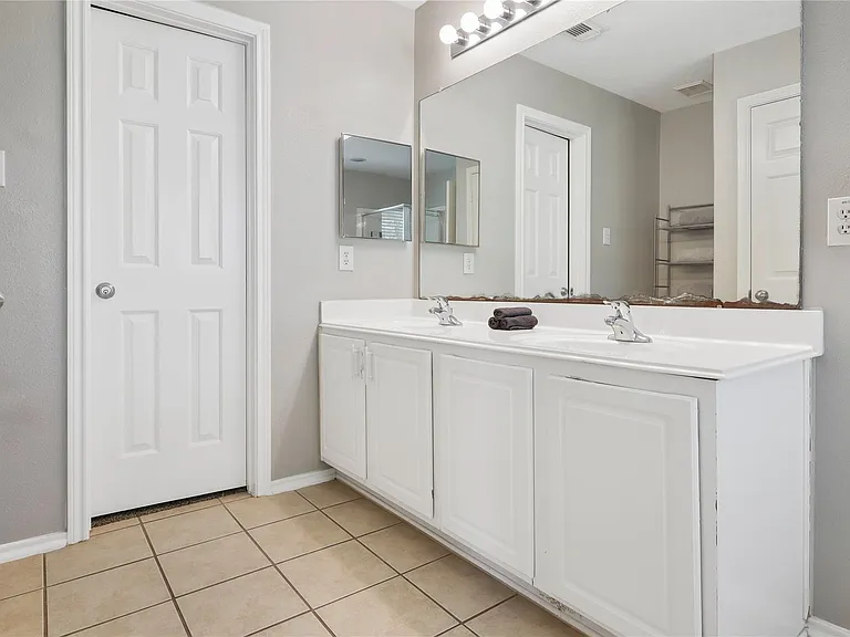 418 Folk Crest Ln — Photo 21