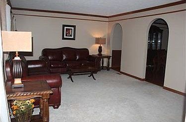 4th image of 130 Northridge Dr