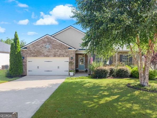 3291 Heatherwood Dr, Gainesville, GA 30507