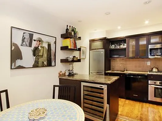 Sold by Corcoran | media 14