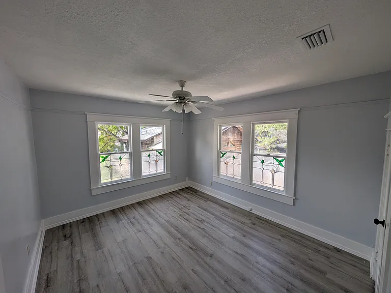1900 W Jetton Ave — Photo 28