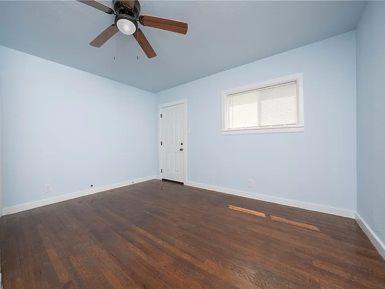 2522 Cleo St — Photo 14