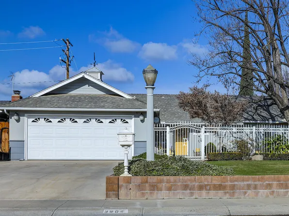 3504 W Laurel Avenue, Visalia, CA 93277