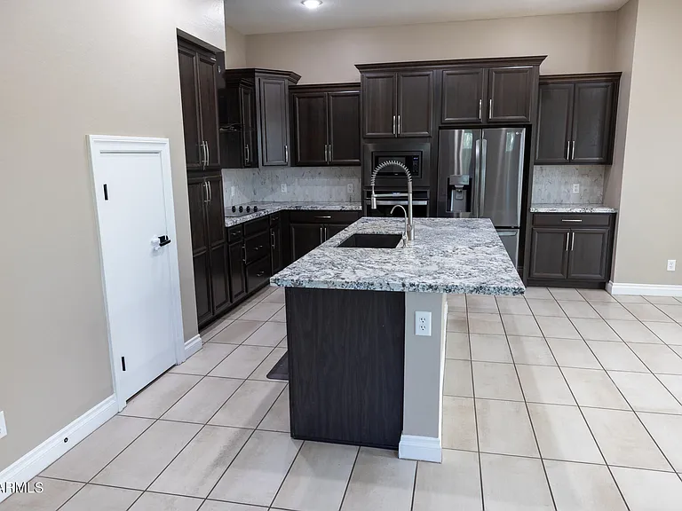 2462 E Lovebird Ln — Photo 13