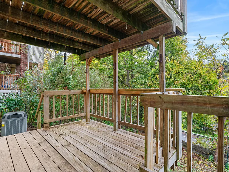 790 Highland Ave — Photo 40