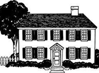 284 Dawn Dr, Valparaiso, IN 46385