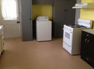 402 N Main St, Carrollton, IL 62016