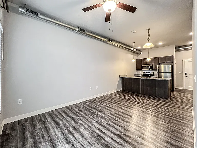 Uptown Lofts — Photo 14