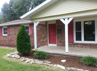 213 S Redbud Ave, Republic, MO 65738