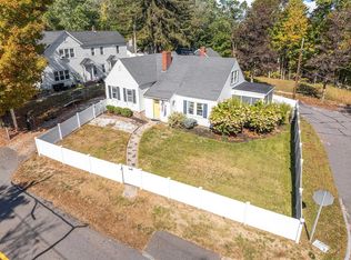 2 Hillcrest Ave, Nashua, NH 03064