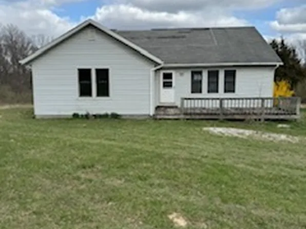 8210 Old Cuba Rd, Spencer, IN 47460