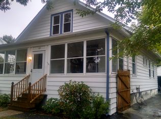 239 Tennyson Rd, Warwick, RI 02888