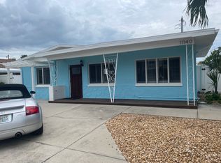 11140 3rd St E, Treasure Island, FL 33706