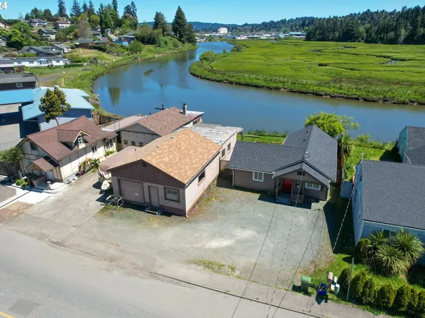 1444 Southwest Blvd, Coos Bay, OR 97420