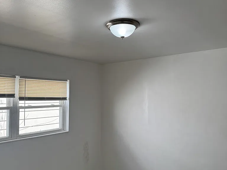 3111 Ridgeland Ave #5 — Photo 2