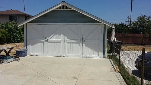 5th image of 331 W Ramona Blvd