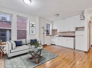 324 W 96th St APT C, New York, NY 10025