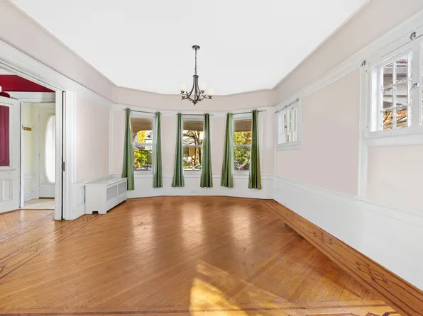 244 Argyle Road image 5 of 25