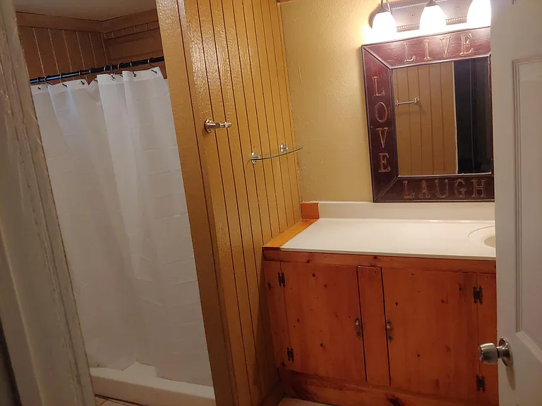 145 N Hackberry Ave — Photo 15