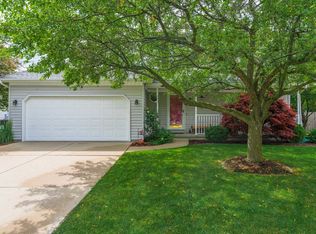 1621 Cutter Ct, Normal, IL 61761