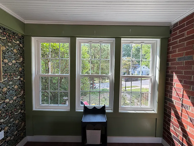 Dining room.