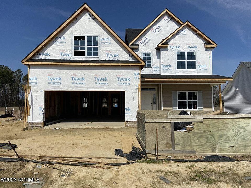2nd image of 2501 Dakota Drive